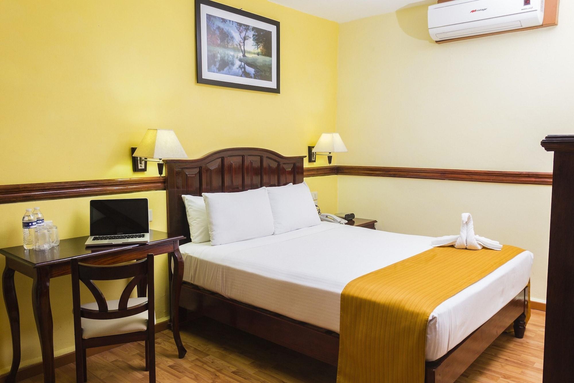Hotel Madan Cardenas Экстерьер фото