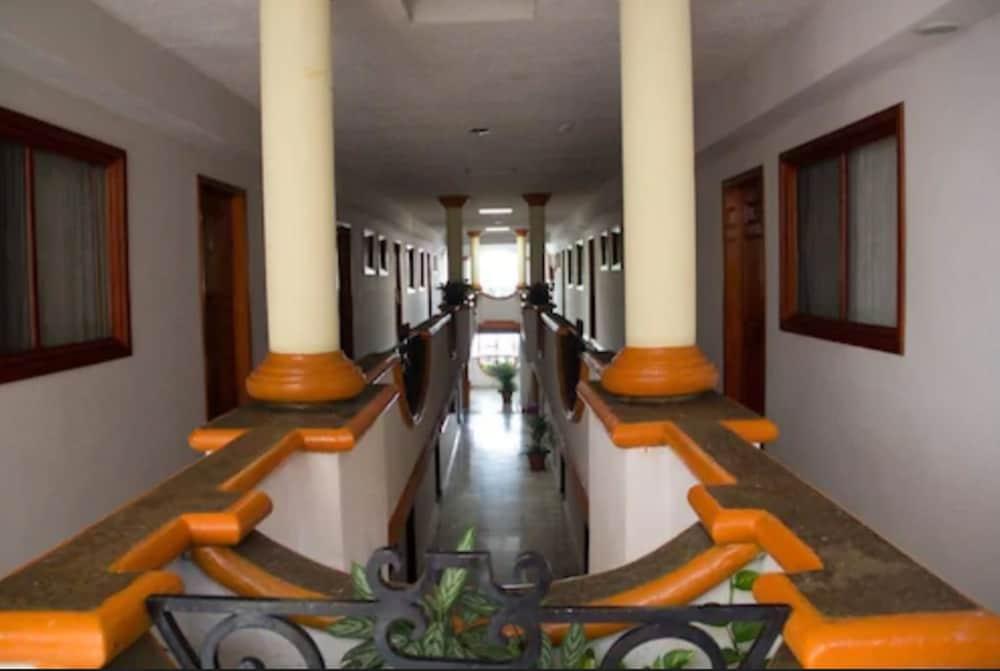 Hotel Madan Cardenas Экстерьер фото